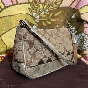 Coach Demi Shoulder Bag in Brown with Gold Leather Trim ✨🌟💫